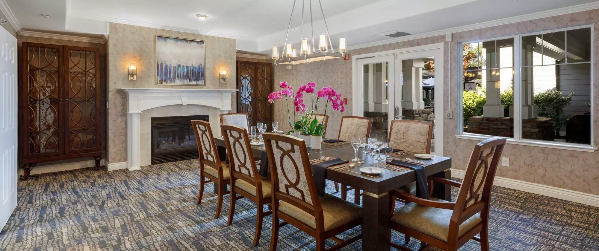 Brookside private dining with long table and chairs room