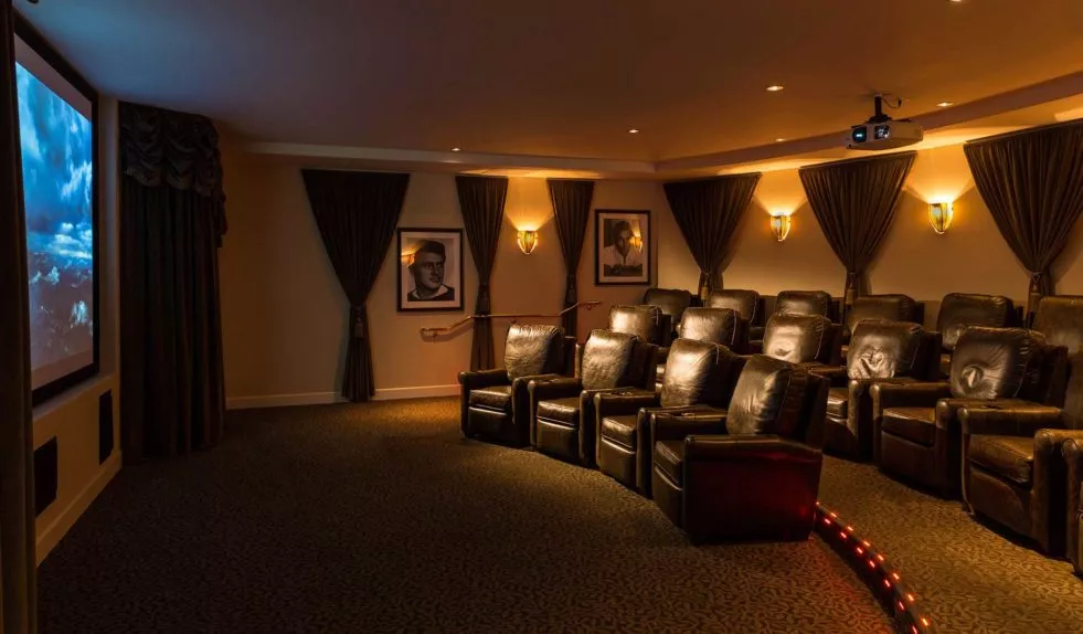 Fountaingrove Lodge movie theatre
