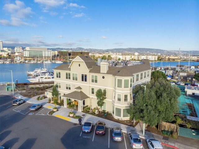 Oakmont of Mariner Point